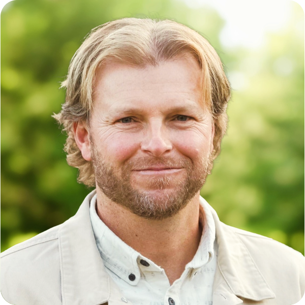 Chad Linebaugh headshot