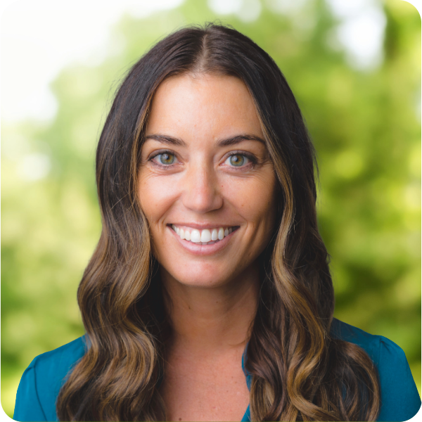 Angela Smith headshot